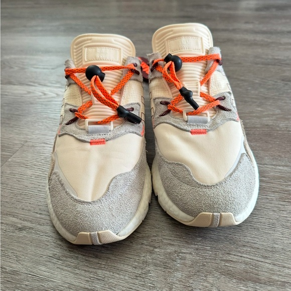 Adidas Nite Jogger
Beyonce Ivy Park Ecru Tint - Picture 3 of 6